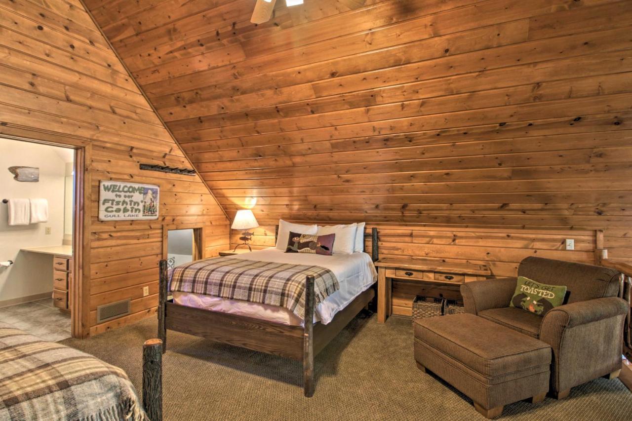 Alluring Nisswa Cabin On Gull Lake With Fireplace! Екстериор снимка